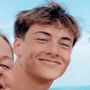 Meet your Posher, Logan